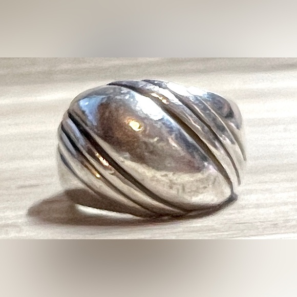 Vintage Designer Signed Kabana Sterling Silver Smooth Wave Dome Ring, Size 6.5 - Picture 2 of 11
